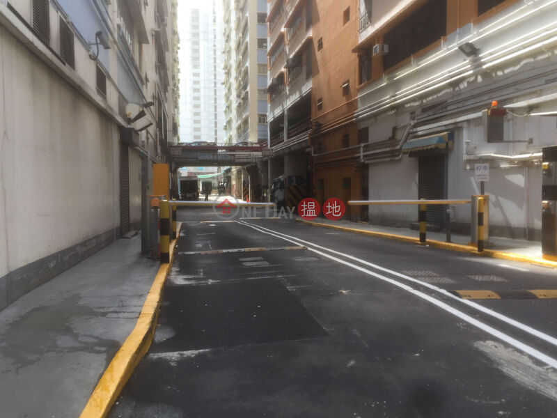 Golden Dragon Industrial Centre Block 1 (金龍工業中心第1座),Kwai Fong | ()(2)