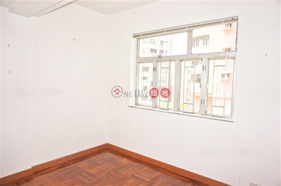 HK$ 30,000/ month | Po Tak Mansion | Wan Chai District, Rare 2 bedroom with balcony | Rental