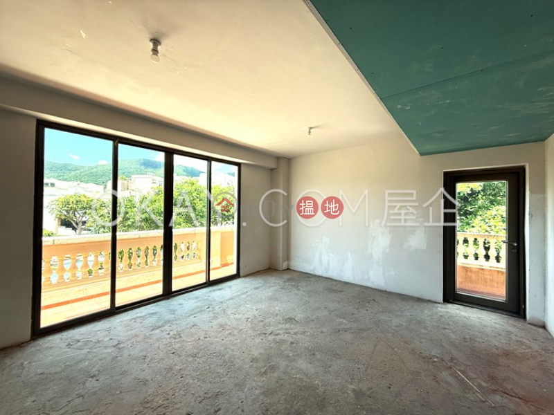 HK$ 160,000/ month, 88 The Portofino, Sai Kung Unique house with sea views, rooftop & terrace | Rental
