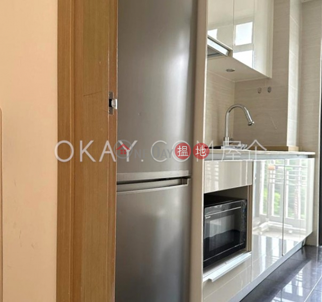 Charming 1 bedroom on high floor with balcony | For Sale | Warrenwoods 尚巒 Sales Listings