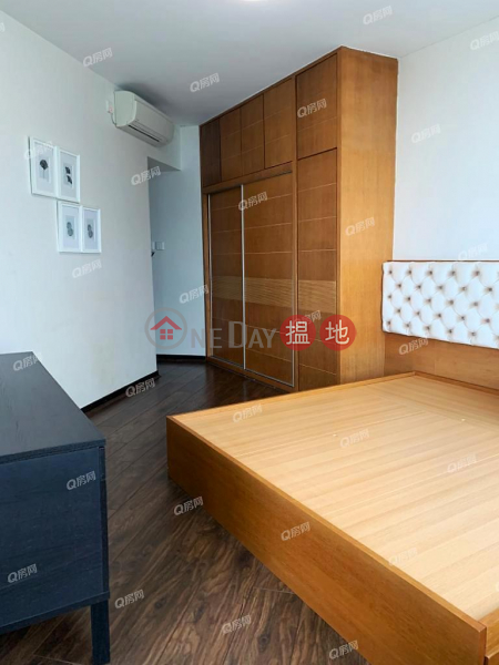 Property Search Hong Kong | OneDay | Residential, Sales Listings | Tower 8 Island Resort | 3 bedroom Mid Floor Flat for Sale