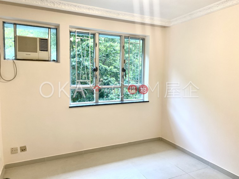 HK$ 35,000/ month | Block 45-48 Baguio Villa, Western District | Luxurious 2 bedroom in Pokfulam | Rental