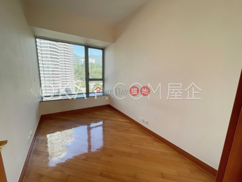 HK$ 68,000/ month Phase 4 Bel-Air On The Peak Residence Bel-Air Southern District | Exquisite 3 bed on high floor with sea views & balcony | Rental