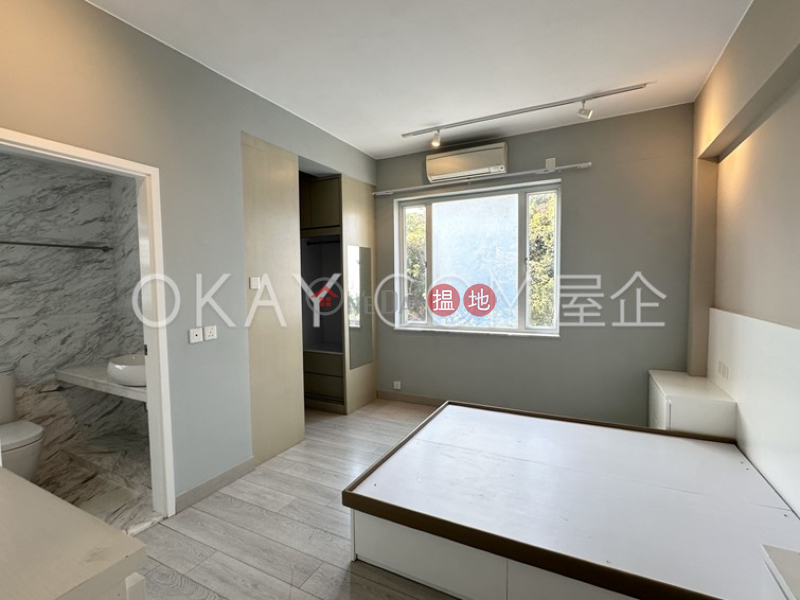 Unique 3 bedroom on high floor with balcony & parking | Rental | 101-111 Tai Hang Road 大坑道101-111號 Rental Listings