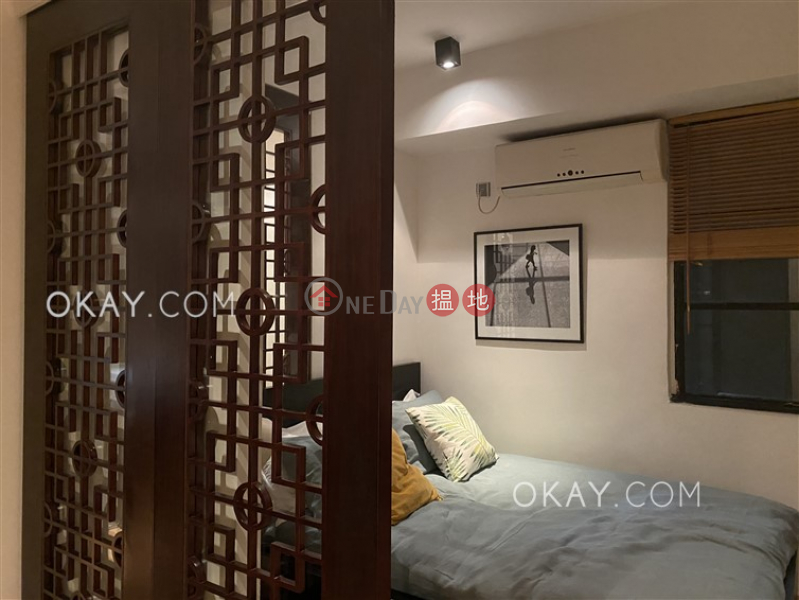 Property Search Hong Kong | OneDay | Residential | Rental Listings | Tasteful 1 bedroom in Sheung Wan | Rental