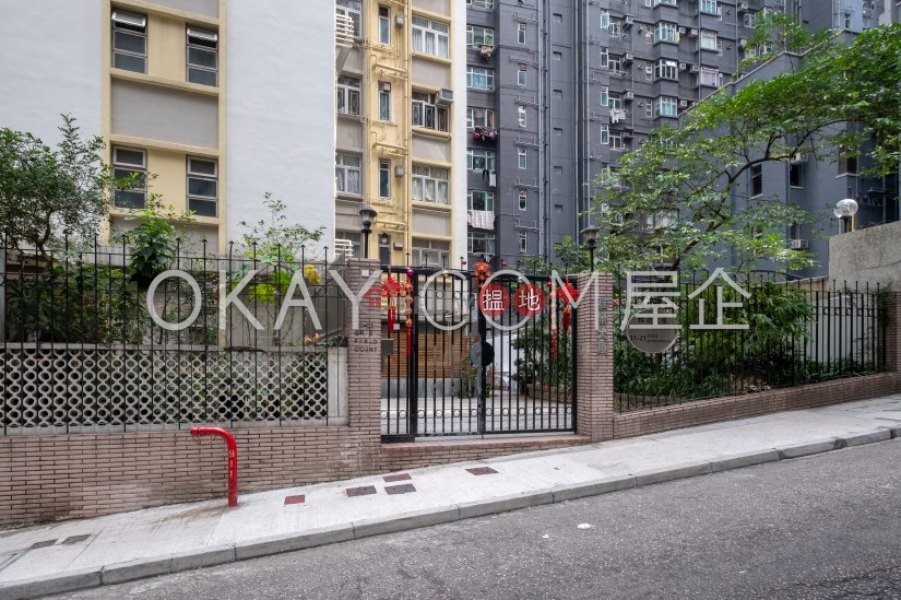 Nicely kept 2 bed on high floor with rooftop & balcony | Rental | Green Field Court 雅景大廈 Rental Listings