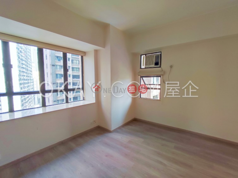 Unique 3 bedroom in Mid-levels West | Rental | Robinson Heights 樂信臺 Rental Listings