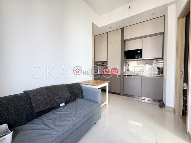 HK$ 1,080萬半山名滙-西區-2房1廁,極高層,海景,露台半山名滙出售單位