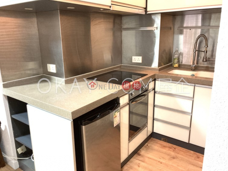 HK$ 8.3M, Bella Vista | Western District | Lovely 1 bedroom with terrace | For Sale