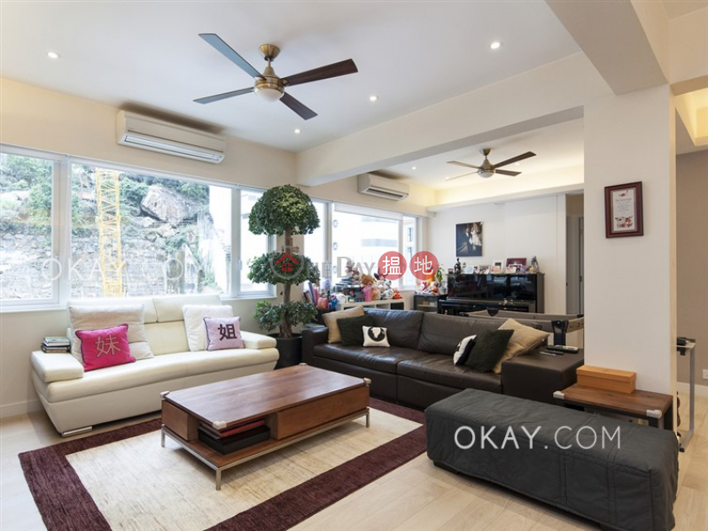 Beautiful 4 bedroom with parking | Rental | Manly Mansion 文麗苑 Rental Listings