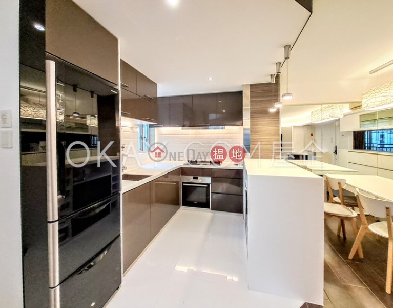 HK$ 2,300萬太古城海景花園銀柏閣 (38座)-東區-3房2廁,實用率高,極高層,露台太古城海景花園銀柏閣 (38座)出售單位