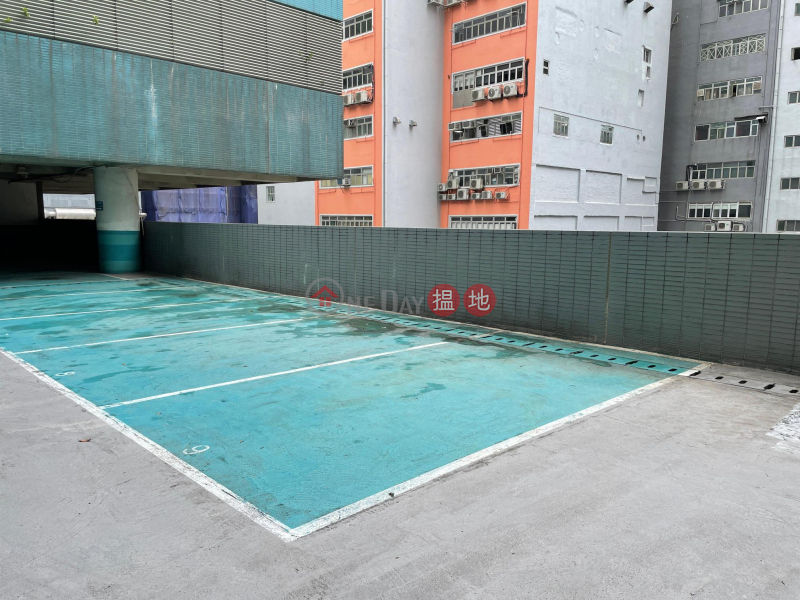 荃灣樂悠居車位出租124-142楊屋道 | 荃灣-香港-出租-HK$ 3,500/ 月