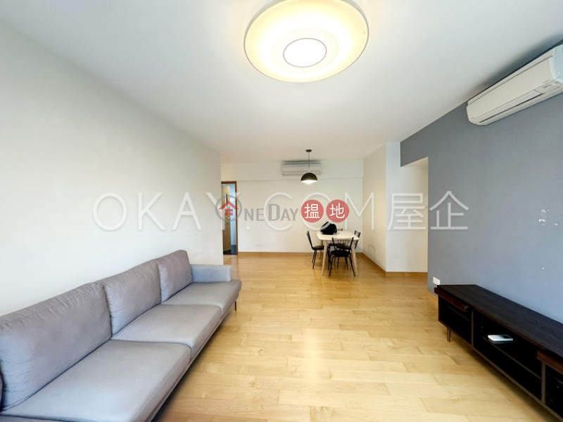 Property Search Hong Kong | OneDay | Residential | Rental Listings | Tasteful 2 bedroom in Kowloon Station | Rental