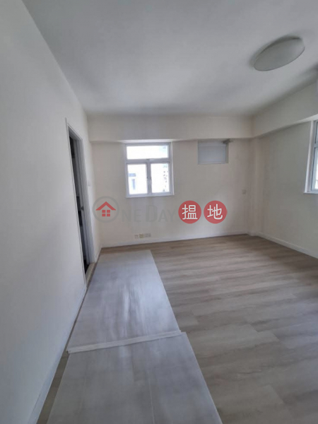 AMBER GARDEN 3 BED 2 BATH 1 CP + ROOFTOP | 110 Blue Pool Road | Wan Chai District, Hong Kong Rental HK$ 57,500/ month