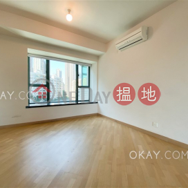 Stylish 3 bedroom with harbour views & parking | Rental | 80 Robinson Road 羅便臣道80號 _0