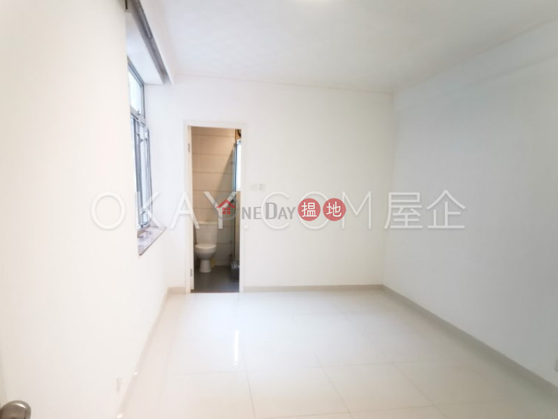 14C Sau Chuk Yuen Road | Middle | Residential | Rental Listings, HK$ 33,000/ month