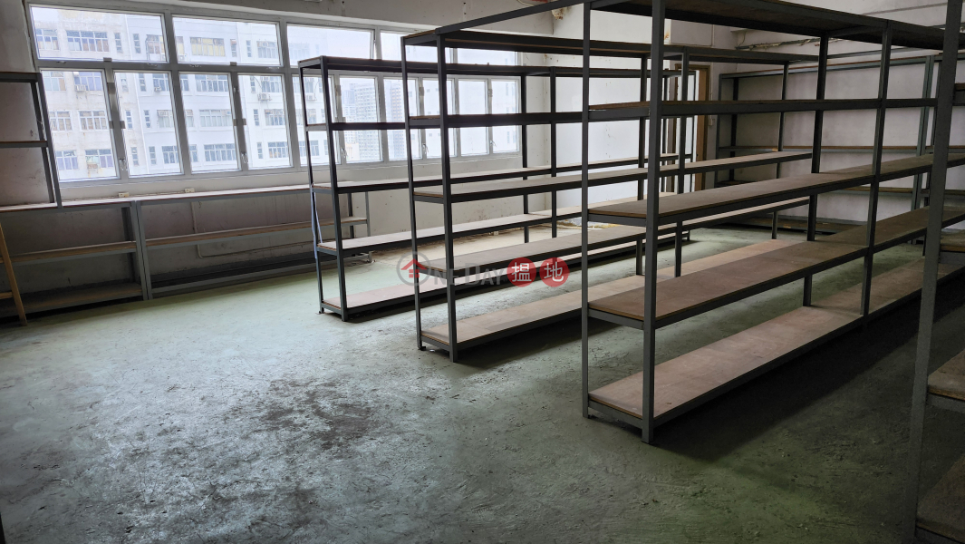 HK$ 2.2M | Nan Fung Industrial City | Tuen Mun | Qili warehouse renovation, rare and affordable, good deals