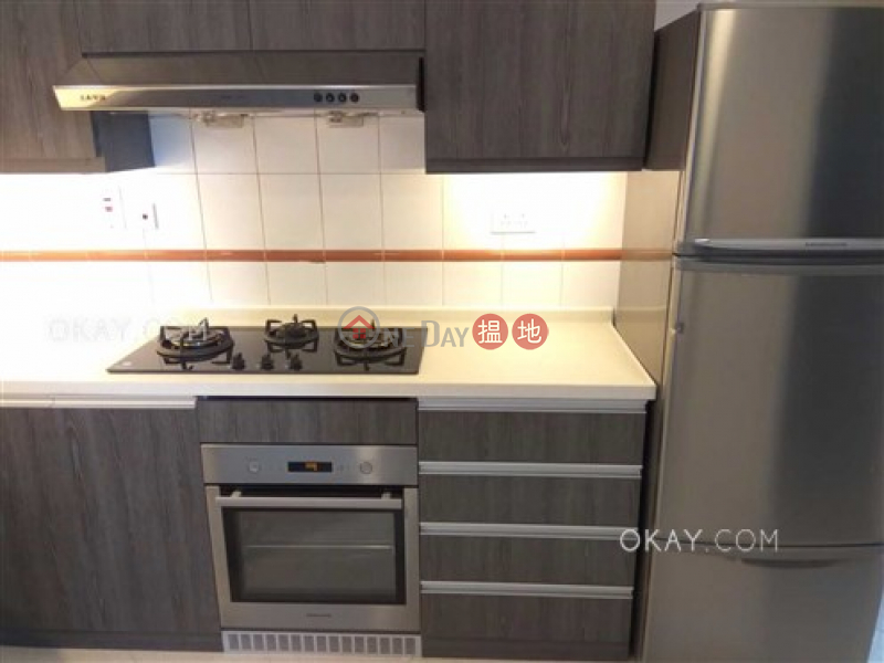 HK$ 50,000/ month | Robinson Place | Western District Gorgeous 3 bedroom with harbour views | Rental