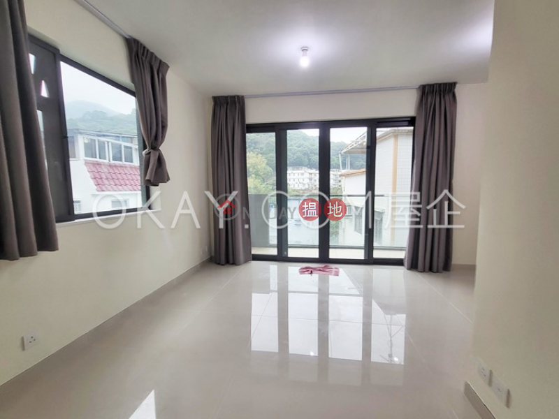Rare house with balcony | Rental, Mok Tse Che Village 莫遮輋村 Rental Listings | Sai Kung (OKAY-R407665)