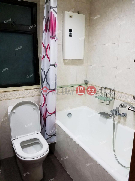 Property Search Hong Kong | OneDay | Residential, Sales Listings Tower 2 Newton Harbour View | 3 bedroom Low Floor Flat for Sale