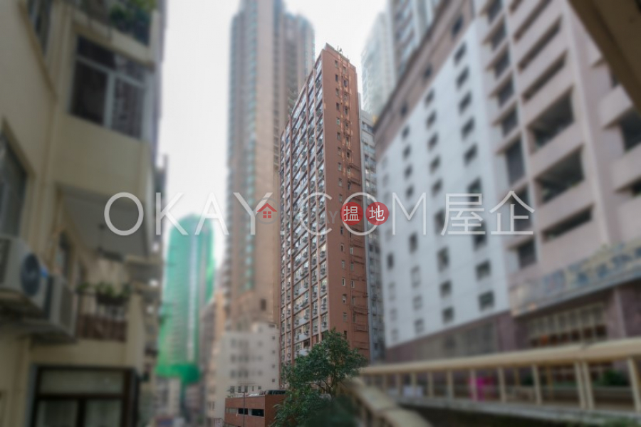 HK$ 29,500/ month | East Sun Mansion | Western District | Intimate 2 bedroom in Mid-levels West | Rental