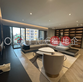 Efficient 5 bedroom on high floor with balcony | For Sale