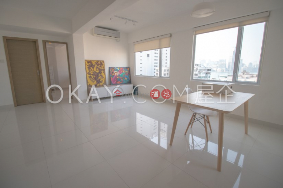 HK$ 29,000/ month | Kingston Building Block B, Wan Chai District | Intimate 2 bedroom with harbour views | Rental