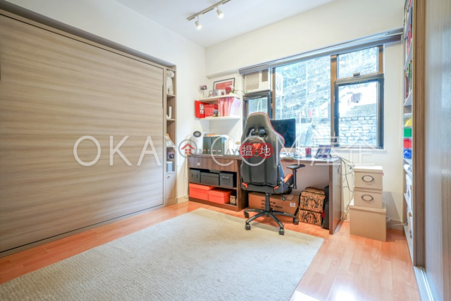 Efficient 3 bedroom with balcony | For Sale 41 Conduit Road | Western District, Hong Kong Sales | HK$ 30M