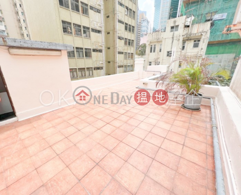 Tasteful 1 bedroom with rooftop | Rental, 14 Sik On Street 適安街14號 | Wan Chai District (OKAY-R44970)_0