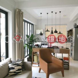 Gorgeous 1 bedroom with balcony | Rental, 60 Staunton Street 士丹頓街60號 | Central District (OKAY-R64457)_0