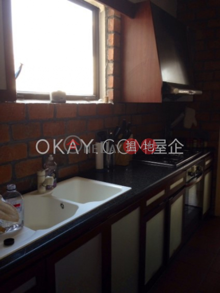 Efficient 2 bed on high floor with rooftop & terrace | Rental | Lim Kai Bit Yip 濂溪別業 Rental Listings