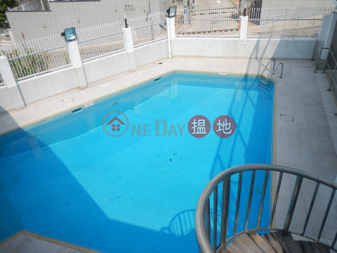 Convenient 4 Bed CWB Duplex + Pool & Tennis | 寶珊苑 Razor Park _0
