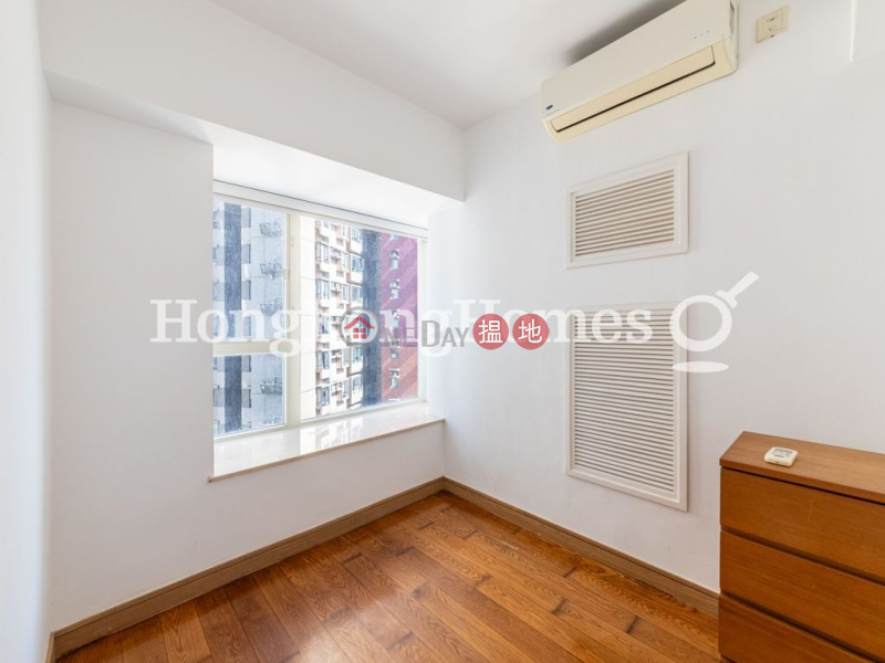HK$ 27,000/ month | Centrestage Central District | 2 Bedroom Unit for Rent at Centrestage