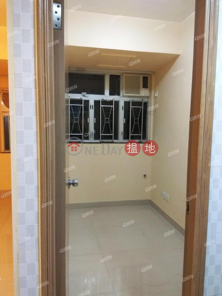 Luen Tak Apartments | Middle, Residential | Sales Listings | HK$ 6.1M