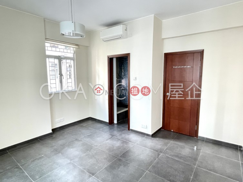 Lovely 3 bedroom with balcony & parking | Rental 2 Man Wan Road | Kowloon City | Hong Kong Rental, HK$ 35,000/ month
