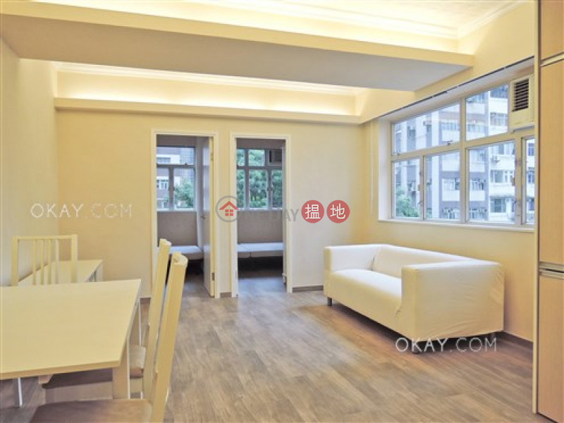 Popular 2 bedroom in Wan Chai | For Sale, Wai Lun Mansion 偉倫大樓 Sales Listings | Wan Chai District (OKAY-S286228)