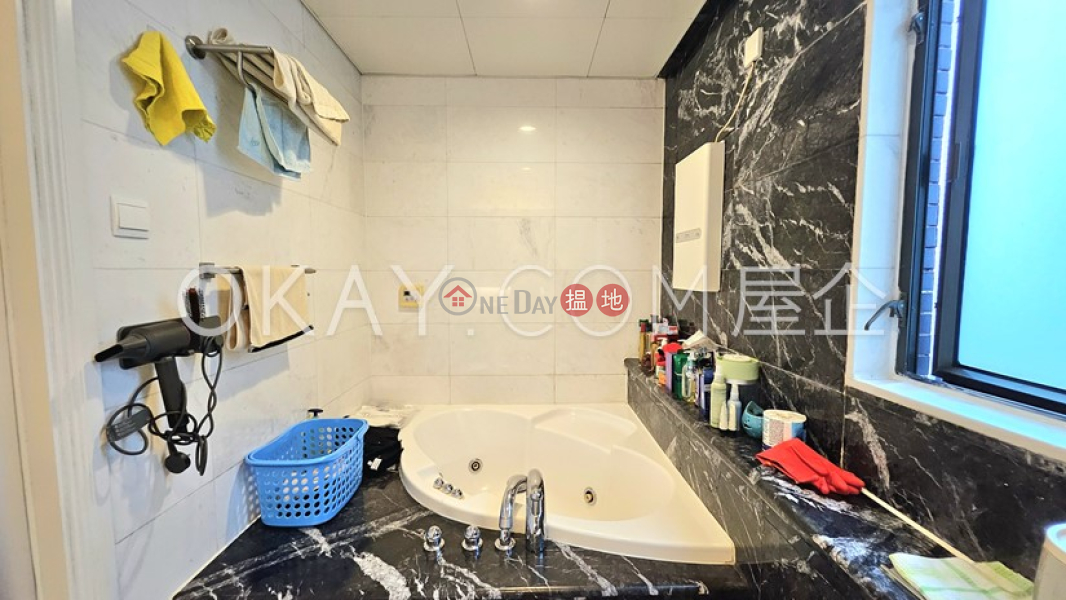 香港搵樓|租樓|二手盤|買樓| 搵地 | 住宅-出售樓盤-4房2廁,極高層,星級會所輝煌豪園出售單位