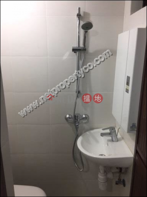 Spacious Apartment for Rent, Highland Mansion 海倫大廈 | Wan Chai District (A063016)_0