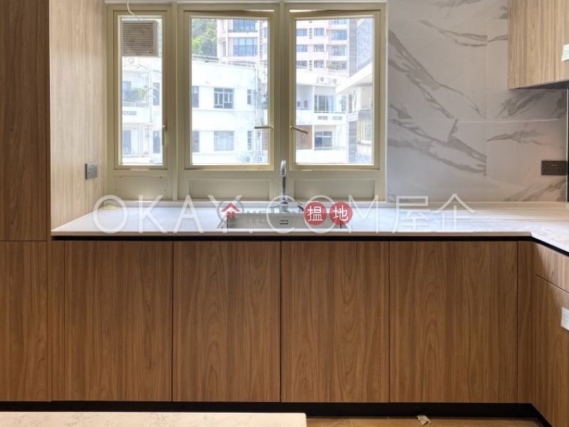 HK$ 87,000/ month | St. Joan Court Central District Unique 3 bedroom with balcony | Rental