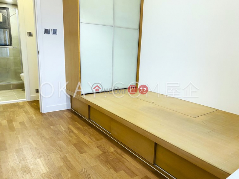 HK$ 42,000/ month | Blessings Garden, Western District, Tasteful 3 bedroom with harbour views | Rental