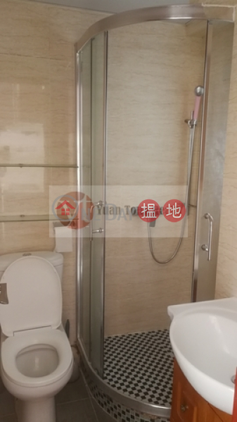 Woodroad 3 bedrooms, Wah Tao Building 華都樓 Sales Listings | Wan Chai District (INFO@-9602343448)