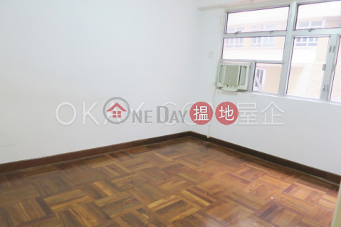 Tasteful 2 bedroom in Mid-levels West | Rental | Grand Court 格蘭閣 _0