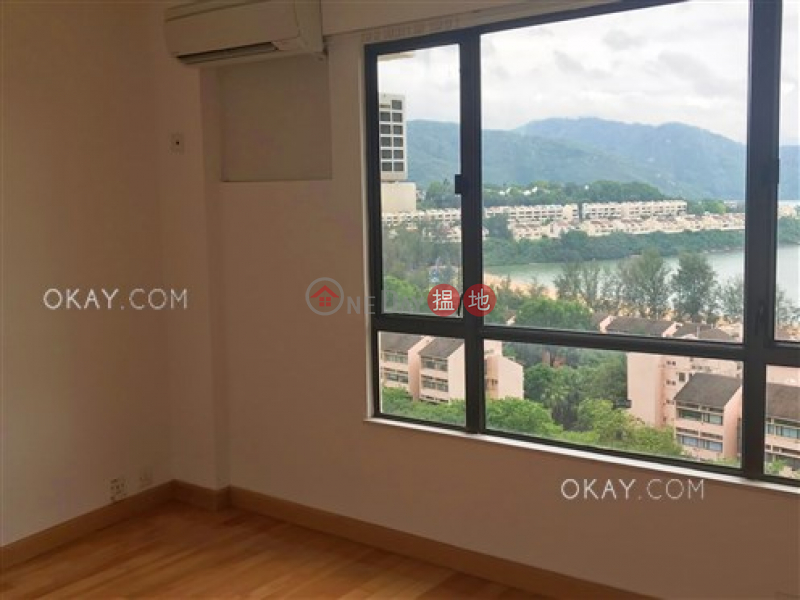 HK$ 42,000/ month Discovery Bay, Phase 3 Parkvale Village, 13 Parkvale Drive Lantau Island | Rare 3 bedroom on high floor with sea views & rooftop | Rental