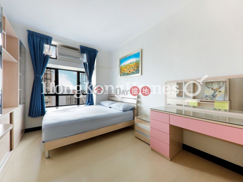 Property Search Hong Kong | OneDay | Residential Rental Listings | 3 Bedroom Family Unit for Rent at Imperial Court