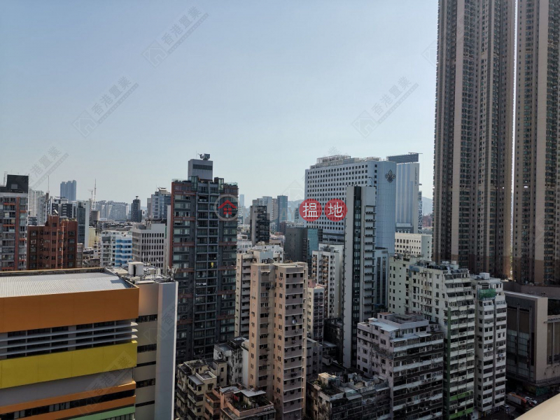HK$ 24M Grand Austin Tower 5A, Yau Tsim Mong, Three-bedroom unit at Grand Austin