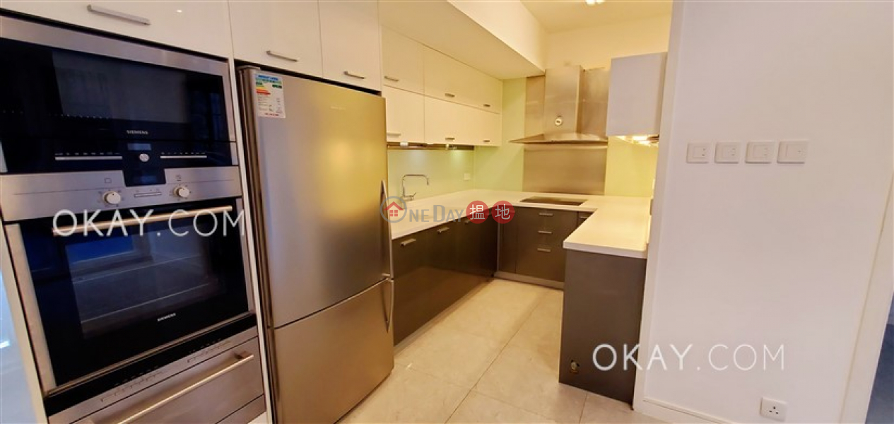 Property Search Hong Kong | OneDay | Residential | Sales Listings | Luxurious 3 bedroom with terrace | For Sale