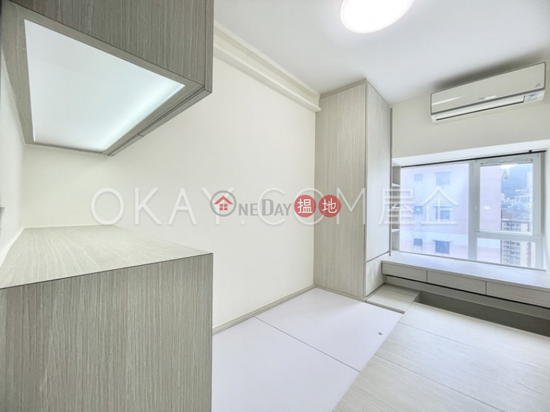 HK$ 37,000/ month Jade Terrace | Wan Chai District Elegant penthouse with rooftop & parking | Rental