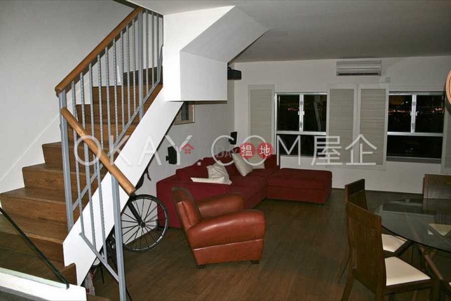 Stylish 2 bedroom on high floor with rooftop | For Sale | Academic Terrace Block 2 學士台第2座 Sales Listings