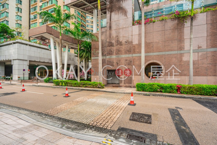 Elegant 4 bedroom in Kowloon Station | Rental | The Waterfront Phase 1 Tower 3 漾日居1期3座 Rental Listings