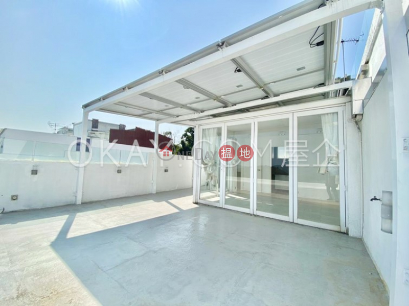 HK$ 108,000/ month Capital Villa, Sai Kung, Stylish house with sea views, terrace & balcony | Rental